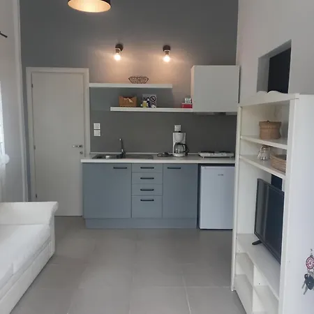 Pefka House 1 *