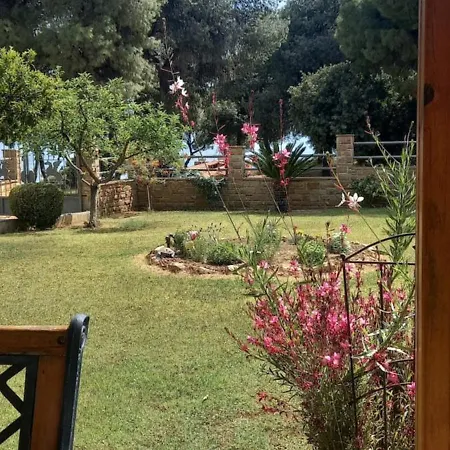 Pefka House 1 *
