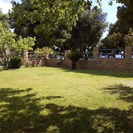 Pefka House 1 *
